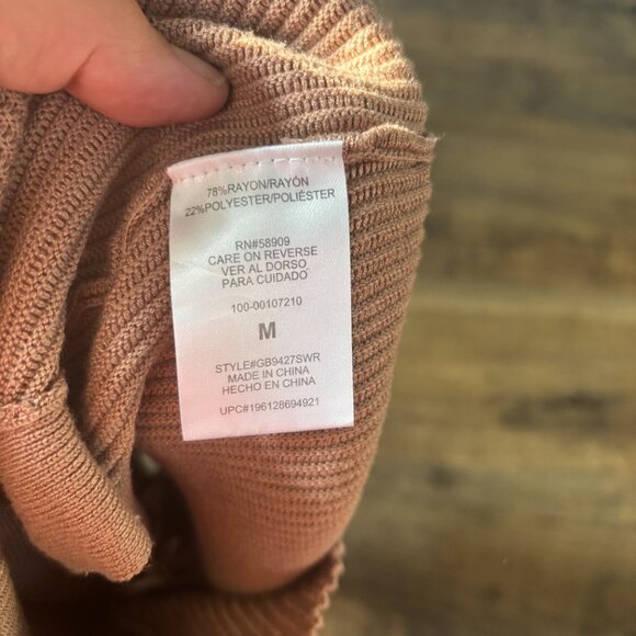 GB Tan Ribbed Knit Asymmetrical Crop Tank Top Size M - Picture 8 of 9